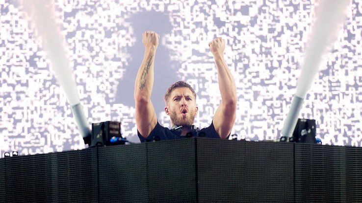 Qui est Aarika Wolf, la petite amie de Calvin Harris ?
