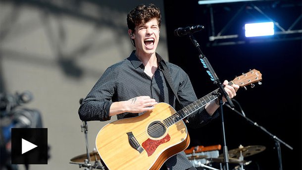 Shawn Mendes enflamme le hall de NRJ avec deux hits !