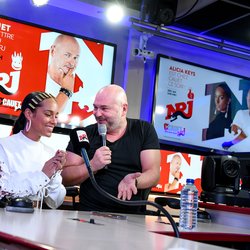 Alicia Keys chez Cauet sur NRJ