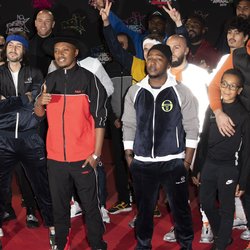 Soprano et son équipe - Montée des Marches NRJ Music Awards 2019