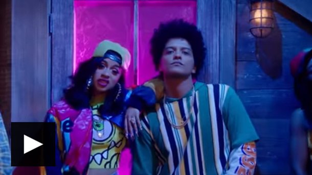 Bruno Mars invite Cardi B dans le clip rétro du remix de «Finesse»