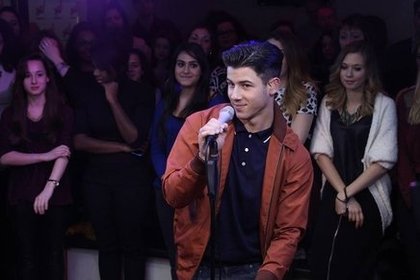 Nick Jonas chez Cauet sur NRJ