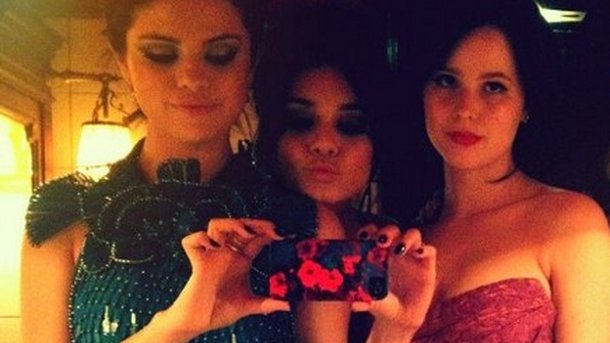 Selena Gomez est amoureuse... de Paris !