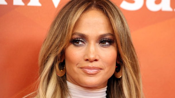 Jennifer Lopez ajoute son nom aux artistes des Billboard Music Awards 2018