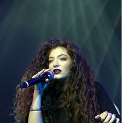 Lorde @ NRJ Music Tour de Paris
