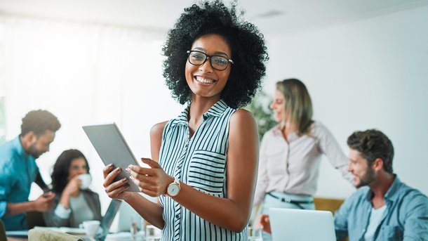 Le Top du Réveil Chérie : Les métiers qui rendent le plus heureux sont…