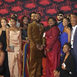 Tayc et sa famille - NRJ Music Awards 2021