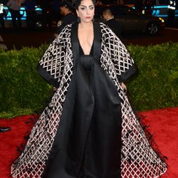 Lady Gaga - Met Gala 2015