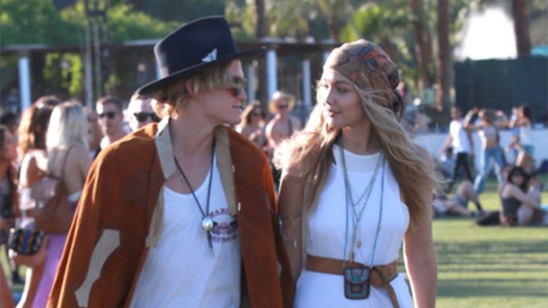 Cody Simpson : gros malaise avec Gigi Hadid dans l’avion!