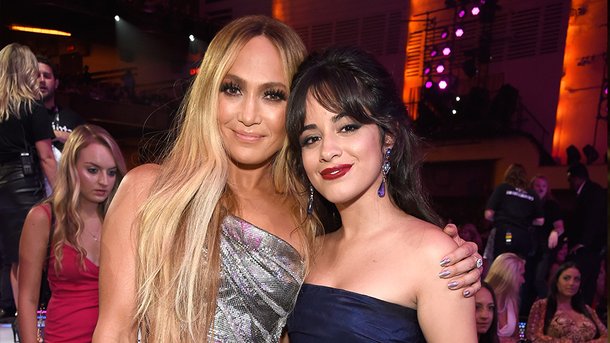 Camila Cabello et Jennifer Lopez font partie des plus belles femmes de l’année 2019