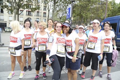 La team Fitnext/Chérie FM lors de la Parisienne