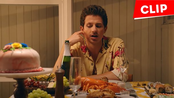Charlie Puth organise le date de rêve dans «Girlfriend»
