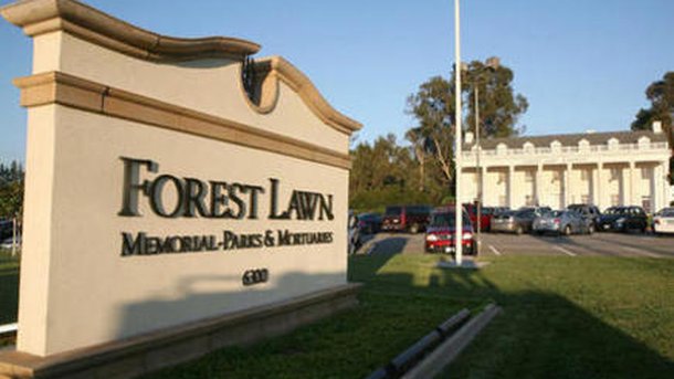 Michael Jackson sera enterré à Forest Lawn