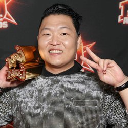 Le photocall - NRJ Music Awards 2013