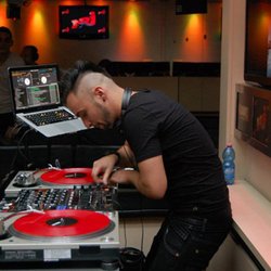 Jeudi 6 juin avec Indochine et Dj D-Bass