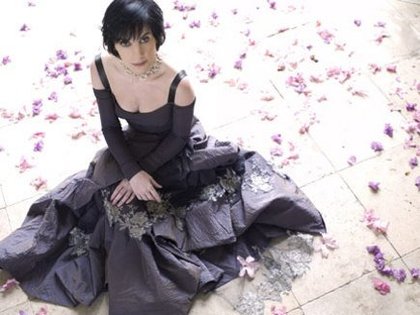 enya-promo06