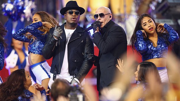 "Give Me Everything" de Pitbull et Neyo, la chanson qui fait rager Lindsay Lohan