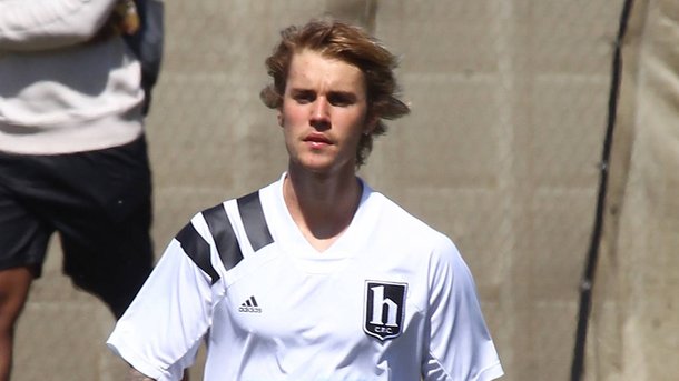 Justin Bieber nous dit tout sur la vraie vie glamour des célébrités!