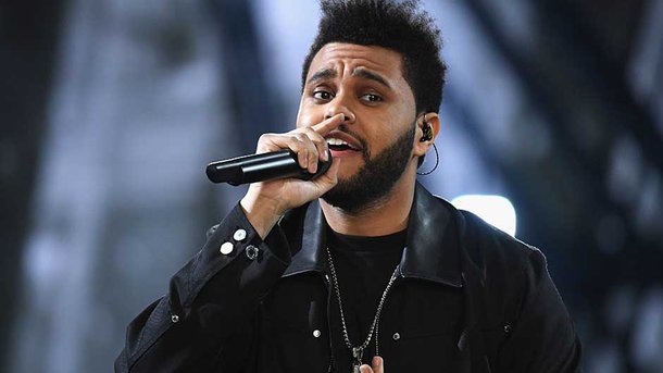 Les infos du Réveil Chérie : Le concert de The Weeknd à Coachella est disponible gratuitement sur Youtube !