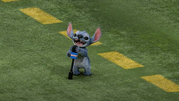 "Lilo et Stitch" : l'adorable créature sème la panique au Super Bowl