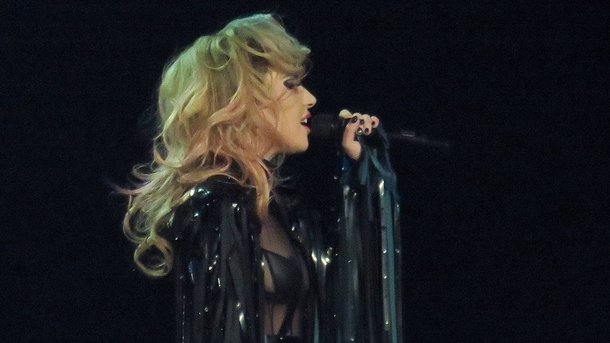 Lady Gaga est en studio avec le producteur de Justin Bieber!