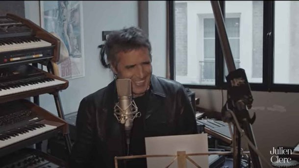 Julien Clerc - "Mon Refuge" (session live studio)