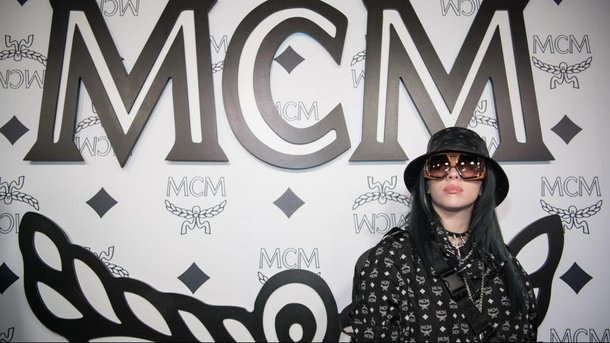 Qui est Finneas O'Connell, le frère de Billie Eilish qui l'aide dans l'écriture de ses chansons?