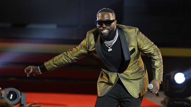 Avant d'être Vegedream, le chanteur se faisait appeler Vegeta... Découvrez pourquoi!