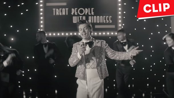Harry Styles montre ses talents de danseur dans le clip de «Treat People With Kindness»