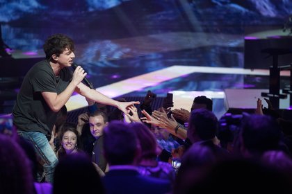Charlie Puth - Cérémonie NRJ Music Awards 2016