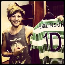 Louis est un grand fan de foot
