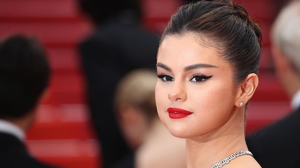 Selena Gomez: la tracklist de «REVELACIÓN» dévoilée