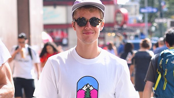 Justin Bieber amoureux dans son nouveau morceau «10 000 hours»!