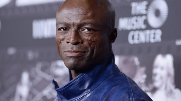 Retour sur le succès du single "Kiss from a Rose" de Seal