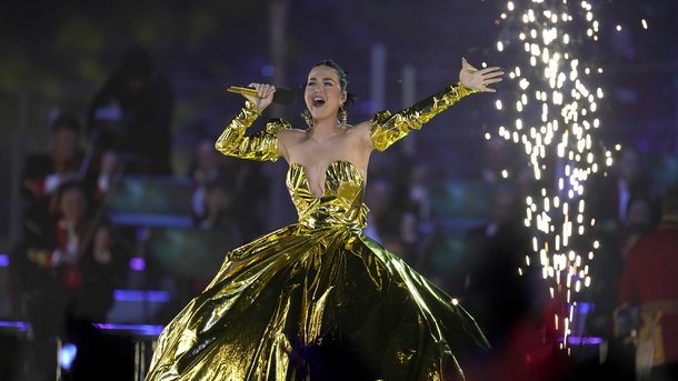 Katy Perry éblouie le concert du couronnement de Charles III
