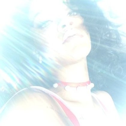 Rihanna: #HOME