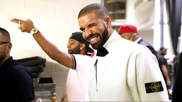Drake fait le buzz avec sa montre de luxe!