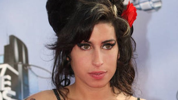 Amy Winehouse : bientôt sa statue à Camden ?