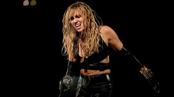 Miley Cyrus: sa nouvelle coupe de cheveux buzz malgré elle