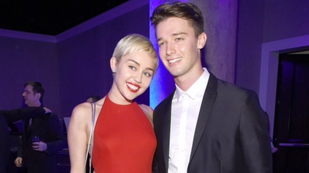 Miley Cyrus : elle pardonne à Patrick et flirte à son tour !