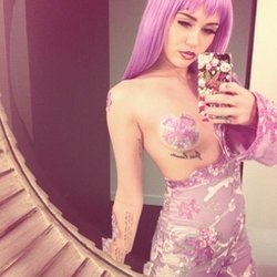  © Miley Cyrus Twitter