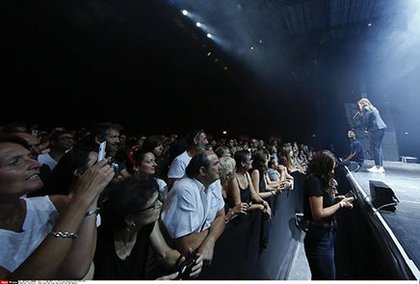 Concert Pop Love - Christine and the Queens