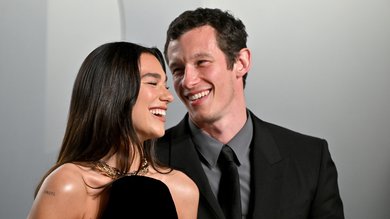 Dua Lipa dévoile les photos de son mariage avec Callum Turner