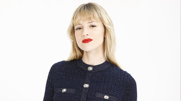 Angèle rejoint la grande famille Chanel !
