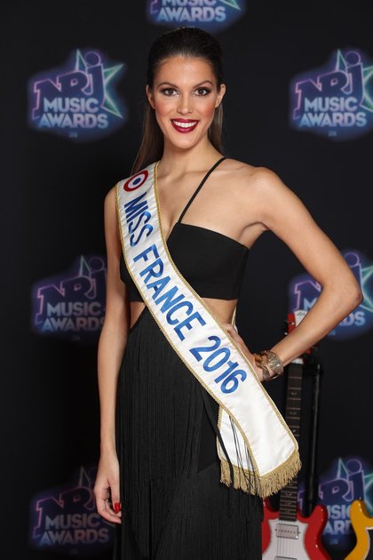 Iris Mittenaere (Miss France 2016) - Cérémonie NRJ Music Awards 2016
