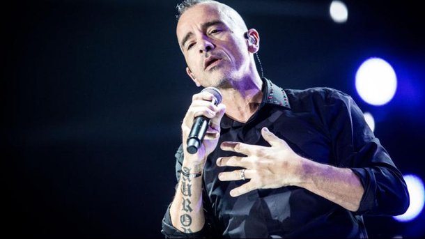 "Se bastasse una canzone", un duo puissant entre Eros Ramazzotti et Luciano Pavarotti