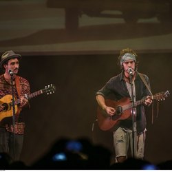 NRJ Music Tour de Lille: Frero Delavega