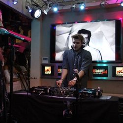 Vendredi 19 Juin 2015 avec Feder / Bigflo et Oli