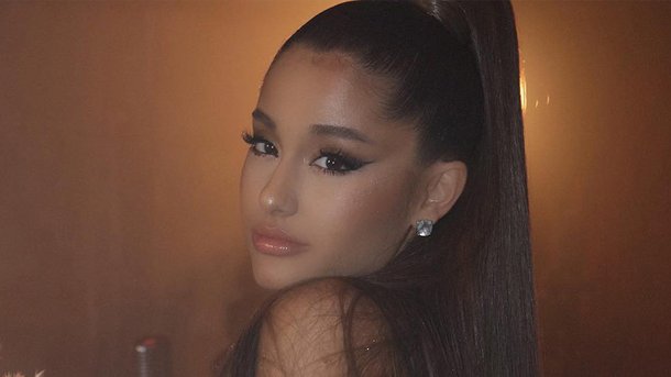 Ariana Grande fête ses 26 ans aujourd’hui, retour sur sa carrière