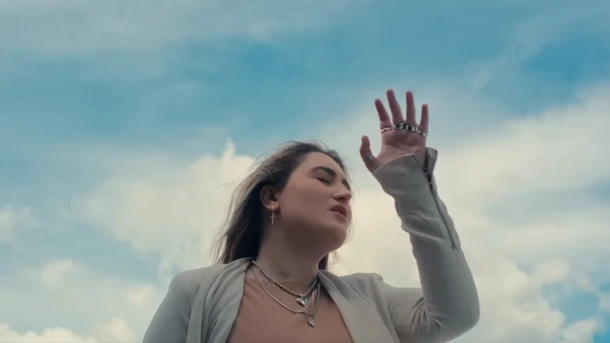 Le coup de cœur du club Chérie du jour: "Never Be Mine" de Rosa Linn